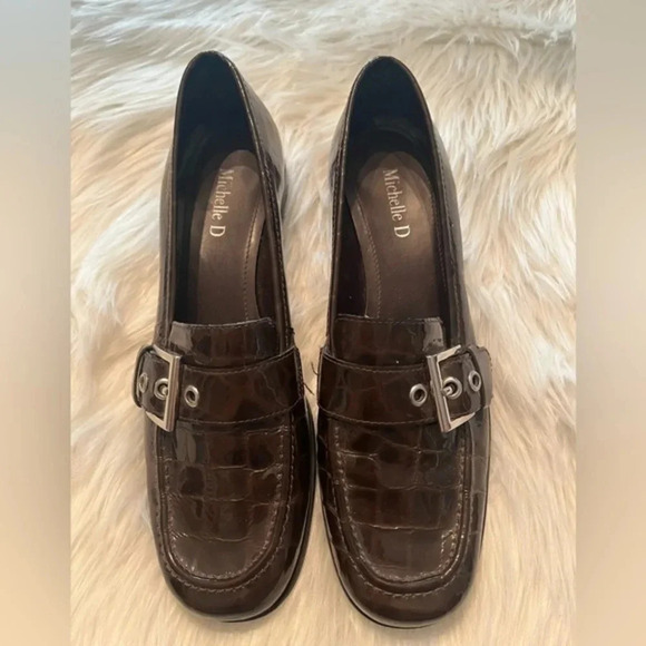 Michelle D Shoes Loafers Silver‎ Buckle Brown Sz 8M - Picture 3 of 10